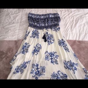 Plus size sleeveless dress